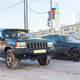 Higher-ups in the mob preferred the W140 Mercedes S600 (nicknamed “Kaban”), while brigadiers preferred SUVs, like the Jeep Grand Cherokee ZJ.
